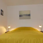 Renove A Avec Piscine Et Terrasse Privative - Fr-1-489-394 Holiday home