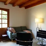 Renove A Avec Piscine Et Terrasse Privative - Fr-1-489-394