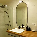 Renove A Avec Piscine Et Terrasse Privative - Fr-1-489-394 Holiday home