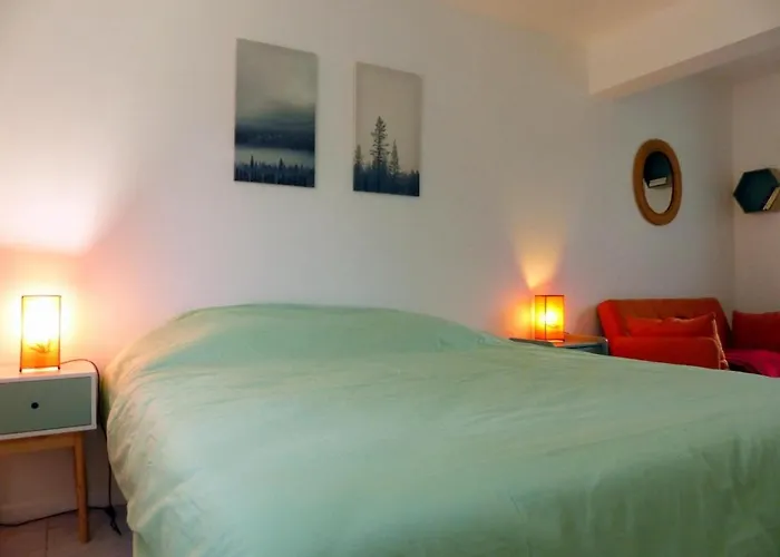 Prázdninový dům Renove A Avec Piscine Et Terrasse Privative - Fr-1-489-394