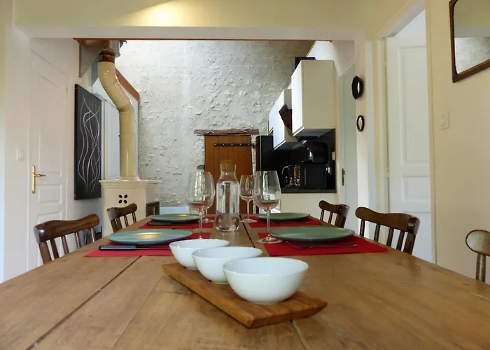 Prázdninový dům Renove A Avec Piscine Et Terrasse Privative - Fr-1-489-394